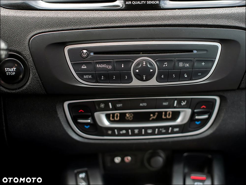 Renault Scenic - 24
