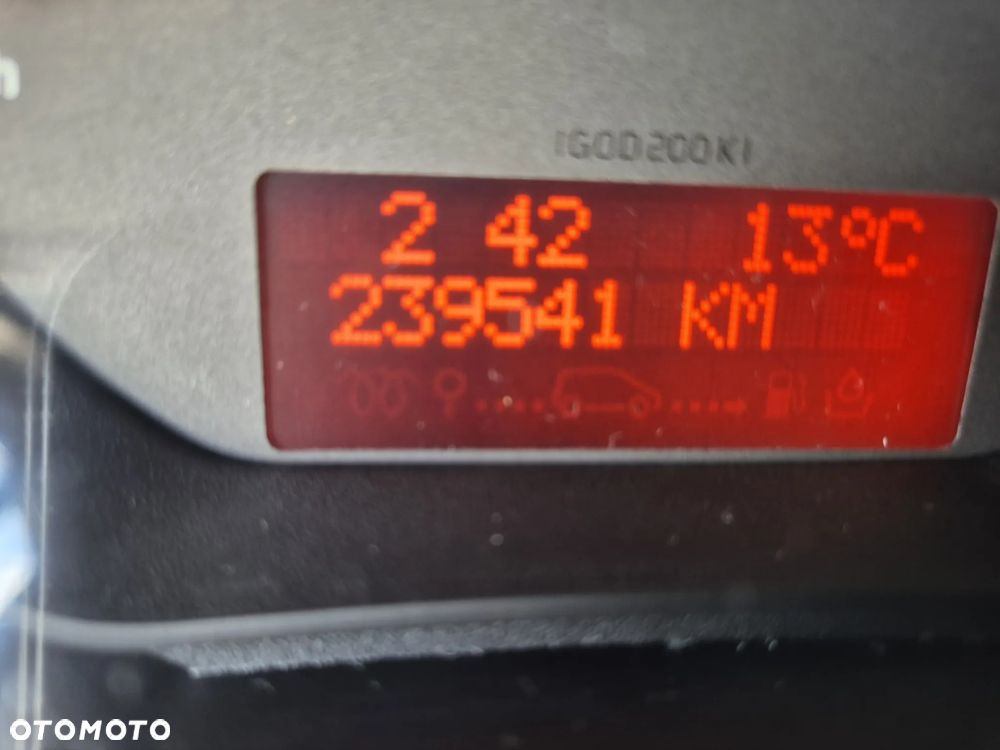 Renault MASTER 2.3 - 12