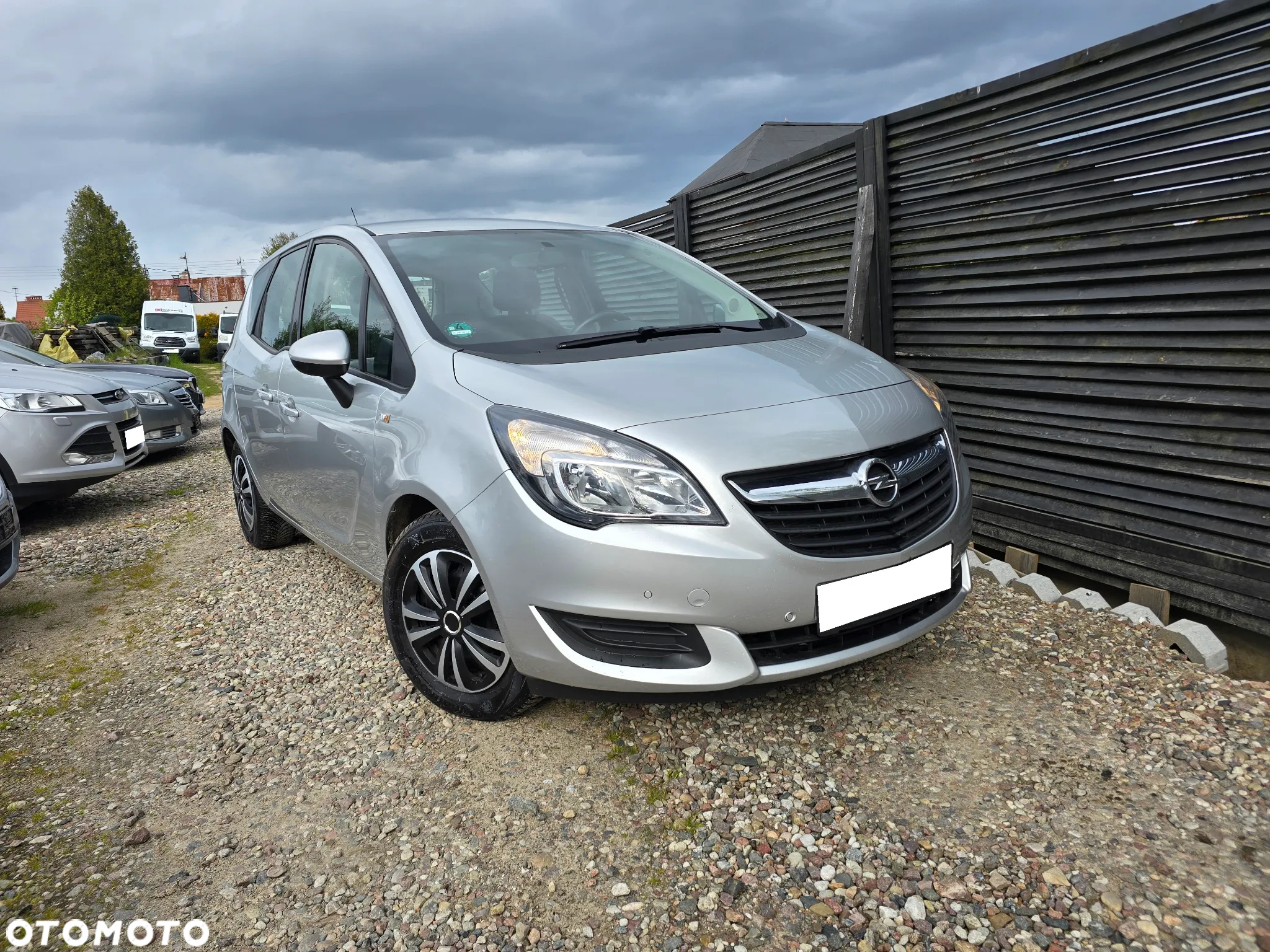 Opel Meriva - 11