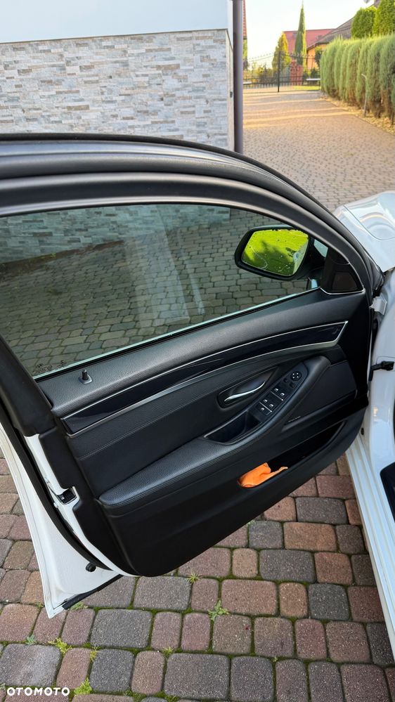 BMW Seria 5 - 17