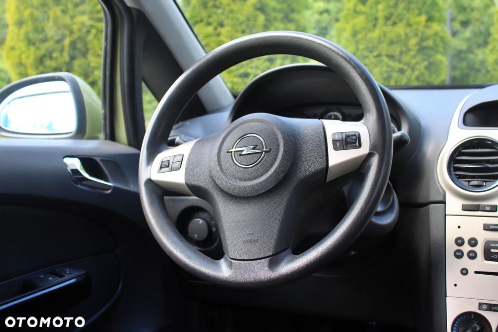 Opel Corsa 1.2 16V - 20
