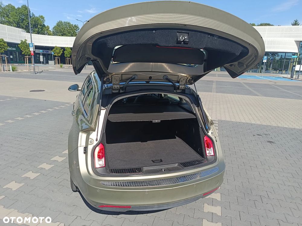 Opel Insignia 2.0 CDTI - 28