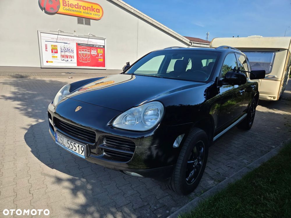 Porsche Cayenne - 21