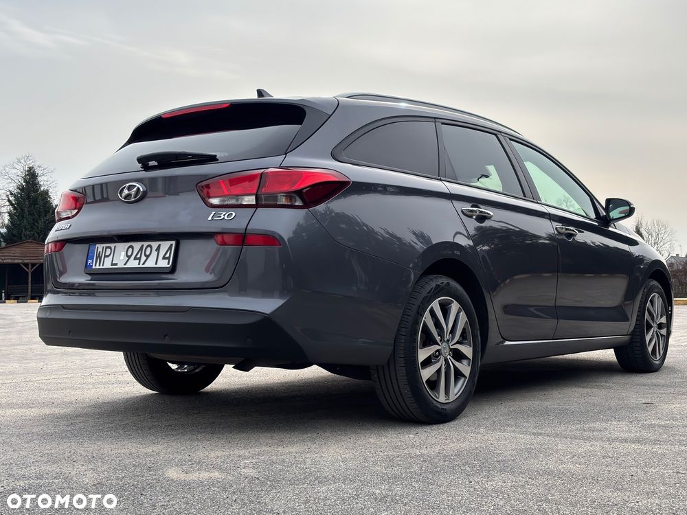 Hyundai i30 blue Kombi 1.4 Classic Navigation - 13