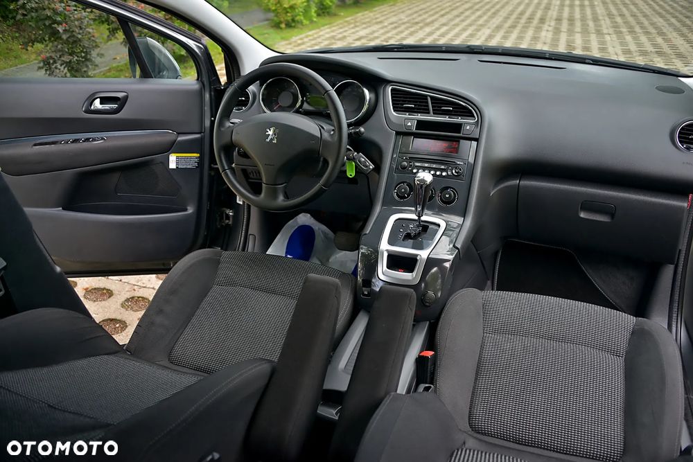 Peugeot 5008 - 37