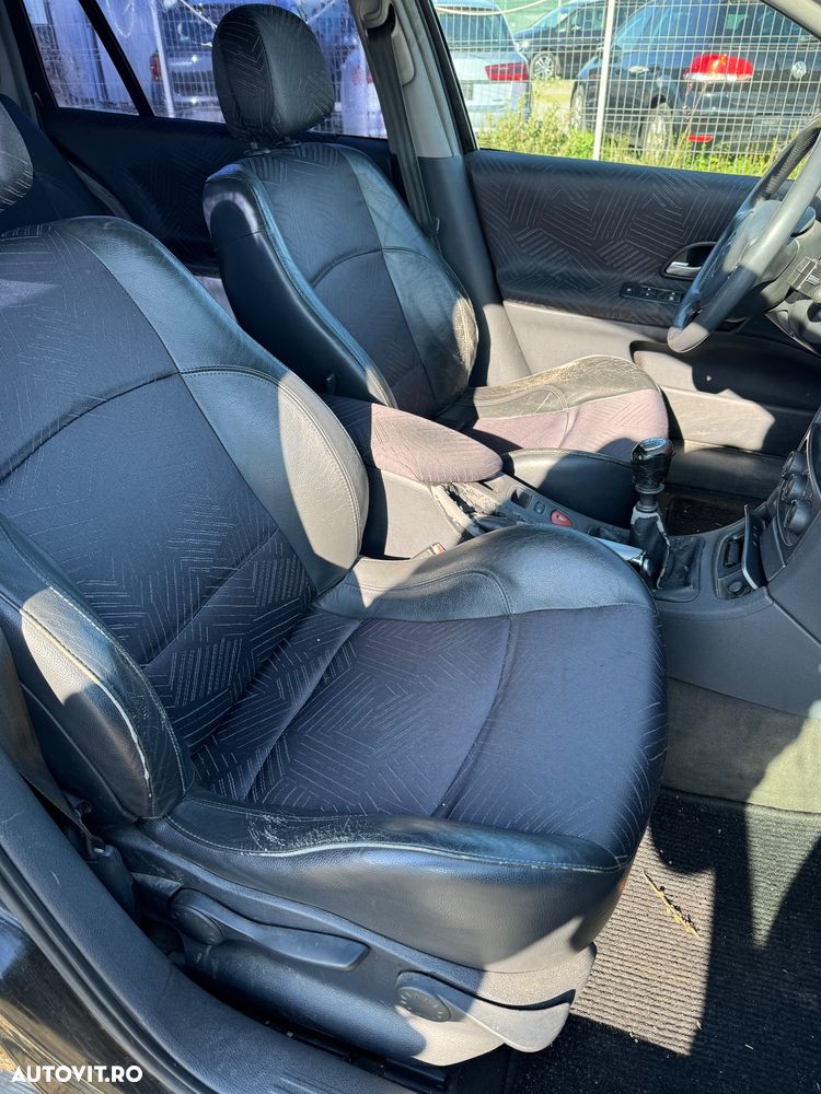 Renault Laguna Estate 1.9 dCi Expression - 11