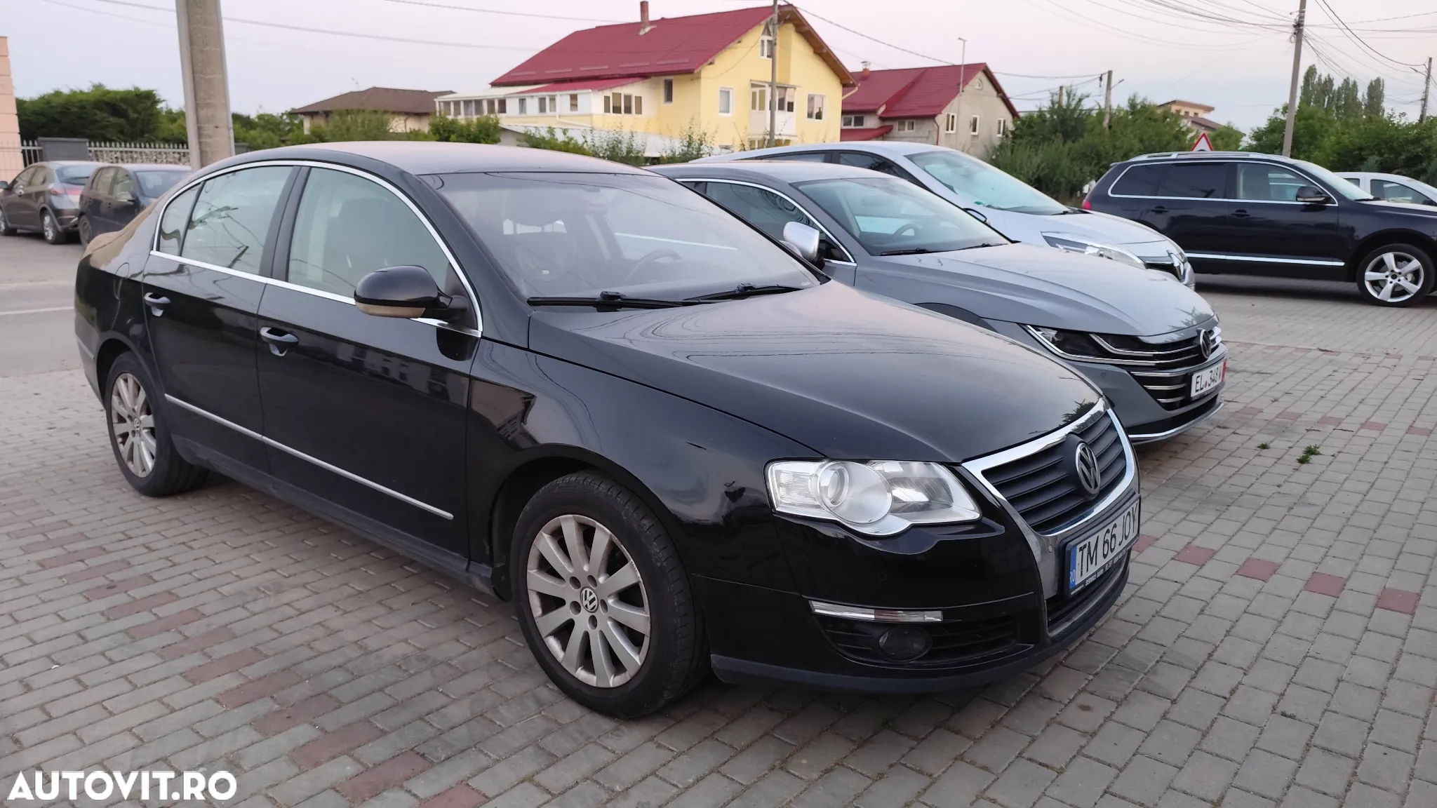 Volkswagen Passat 2.0 TDI DPF BlueMotion Technology Highline - 2
