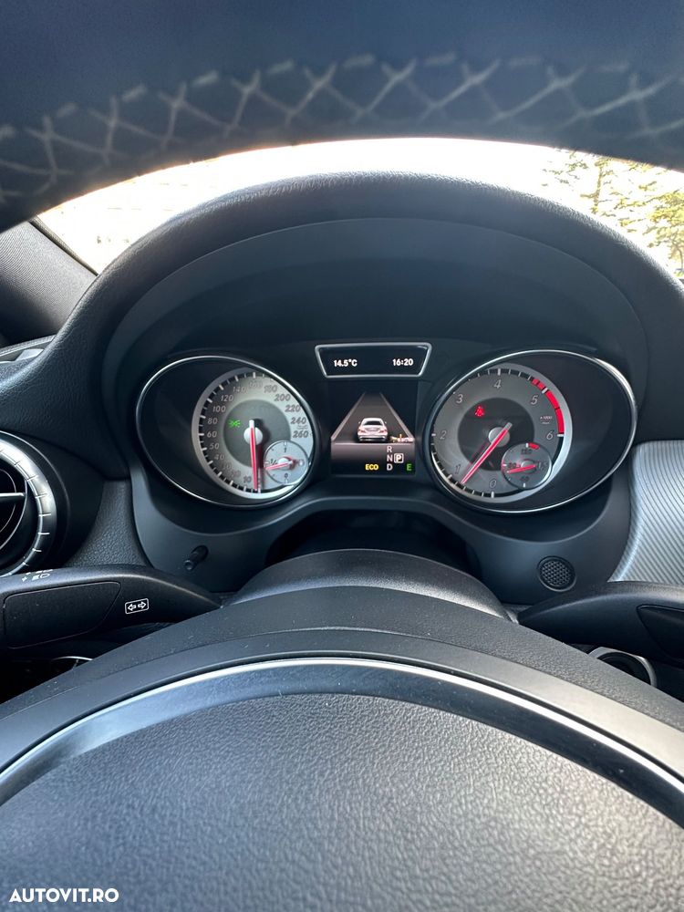 Mercedes-Benz CLA 220 CDI Aut. - 13