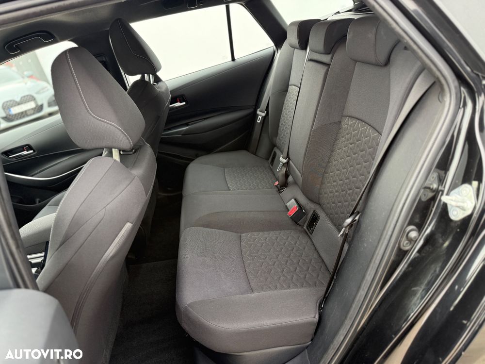 Toyota Corolla 1.8 HSD Dynamic - 23