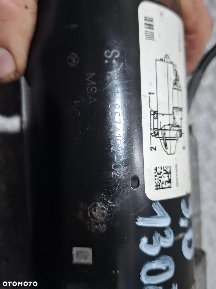 Rozrusznik BMW F10 F11 F30 F31 X3 X5 3,0 D nr 8574102 - 3