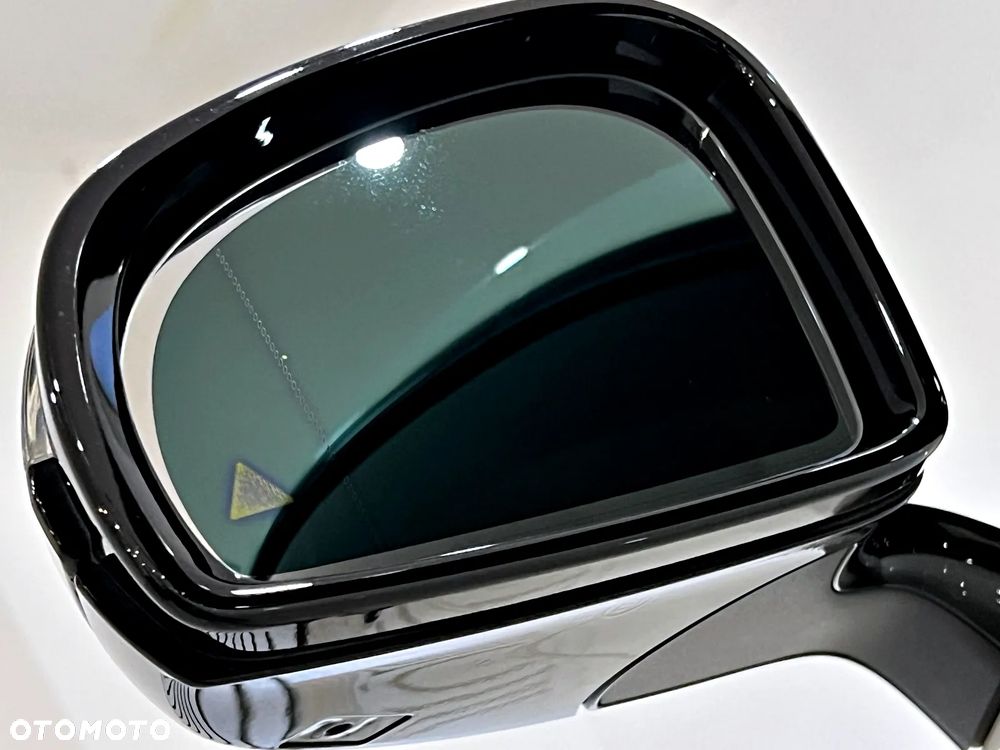 Mercedes-Benz AMG GT - 19