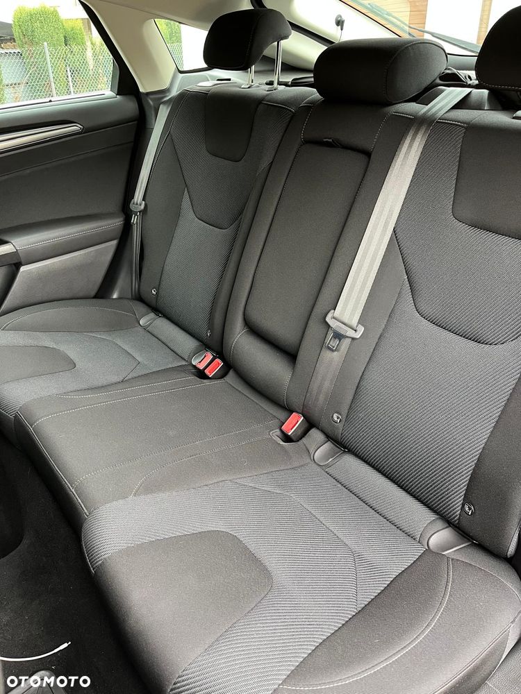 Ford Mondeo 2.0 TDCi Titanium - 10
