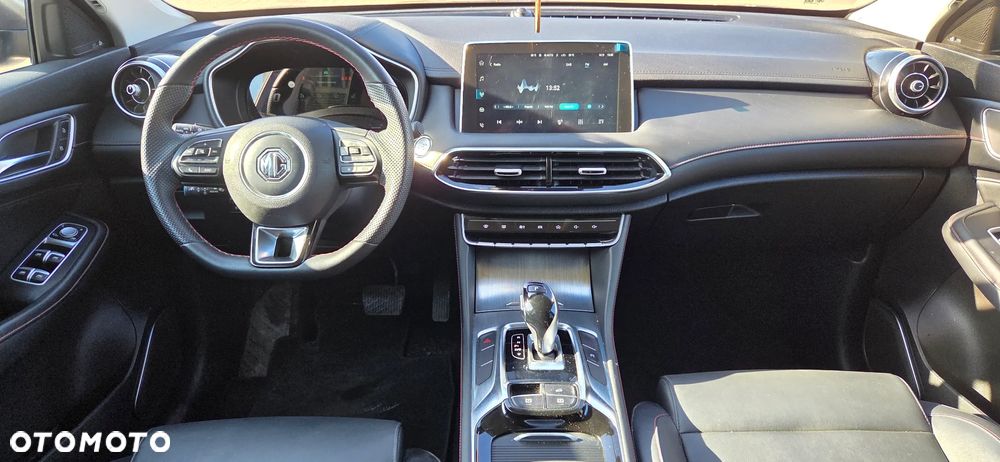 MG HS 1.5 T-GDI Excite DCT - 5