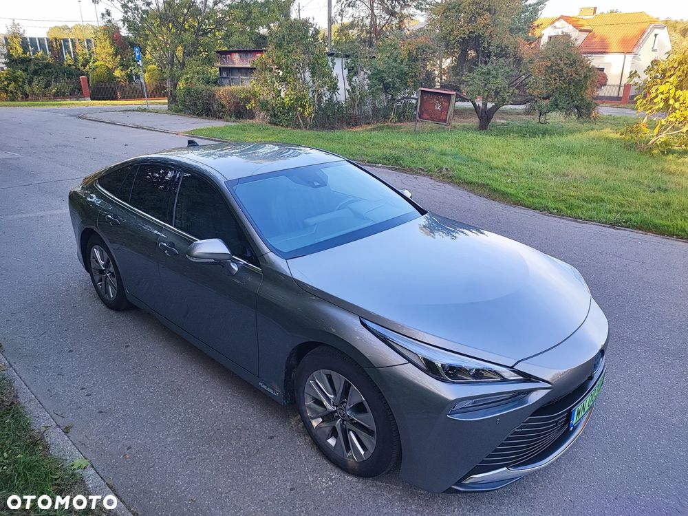 Toyota Mirai Prestige - 16