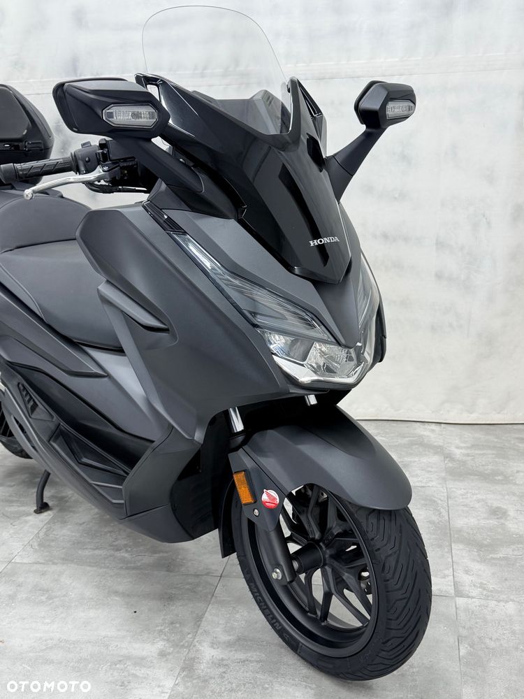 Honda NSS - 18