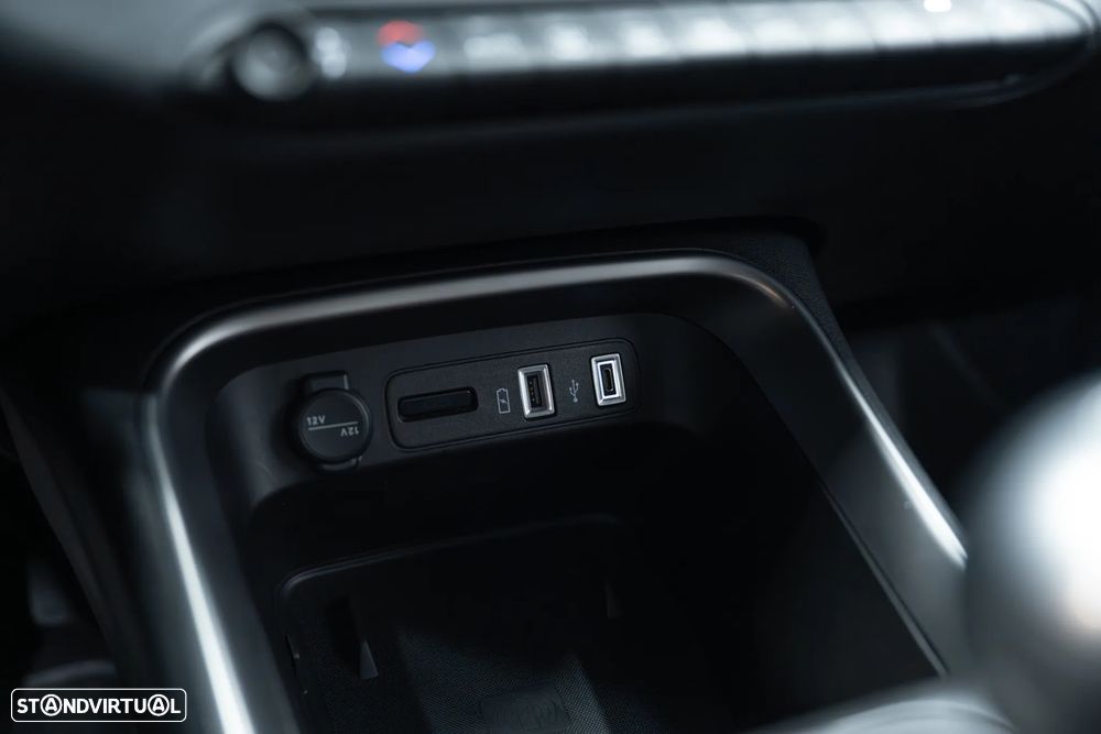 Jeep Avenger 1.2 GSE T3 Longitude - 45