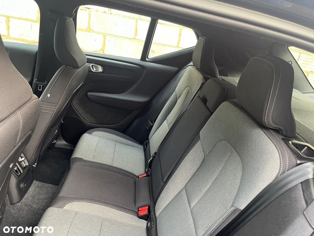Volvo XC 40 T4 Recharge DKG Ultimate Bright - 13
