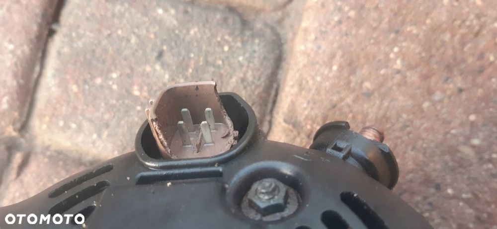 Kia Sorento II 2.2 Alternator - 4