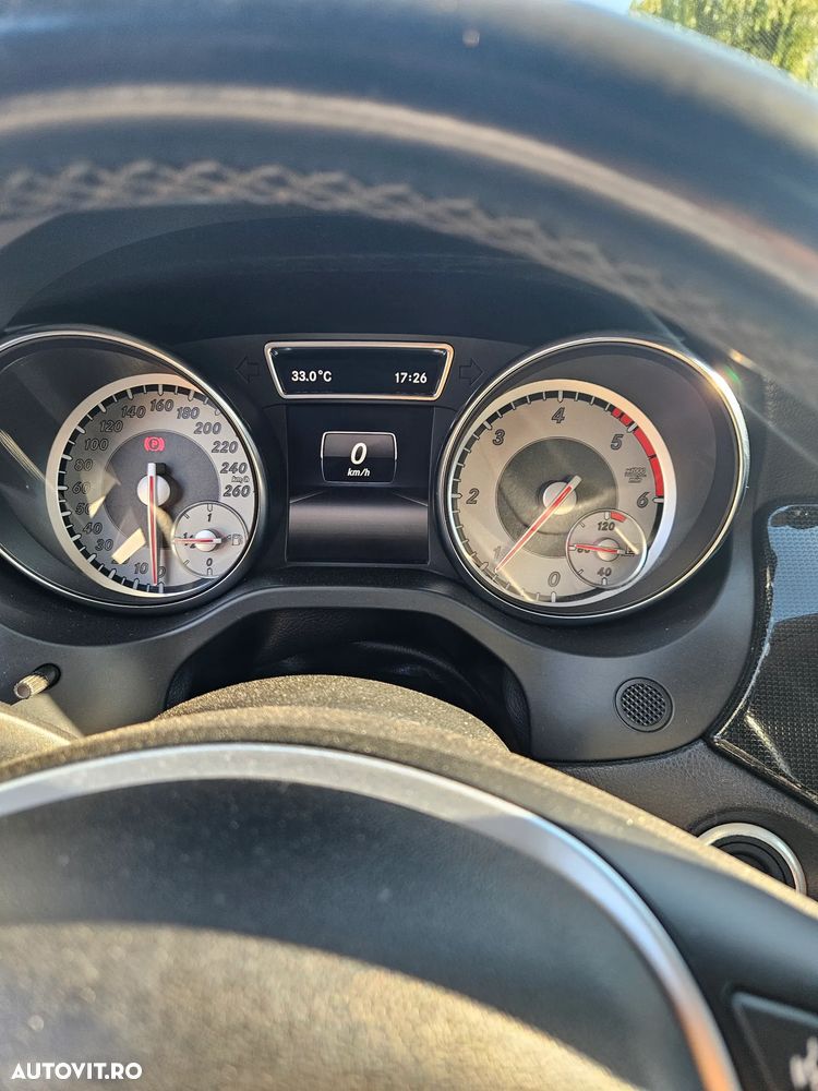 Mercedes-Benz CLA 200 - 10
