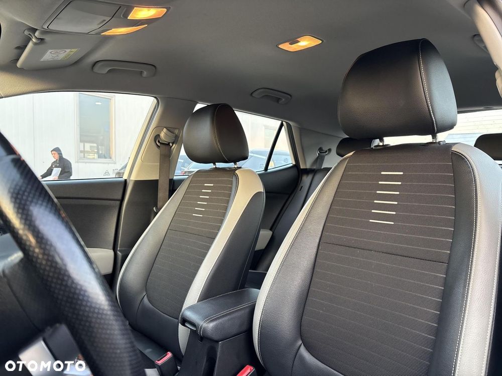 Kia Stonic 1.0 T-GDI L - 11