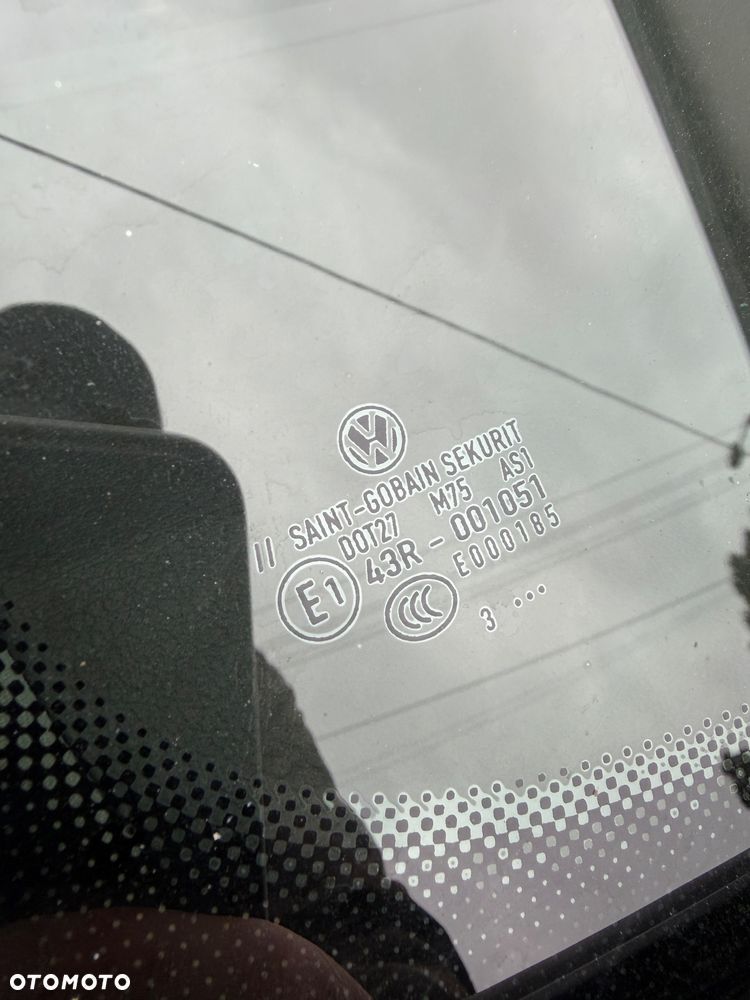 Volkswagen Passat 1.9 TDI 4Motion Highline - 25