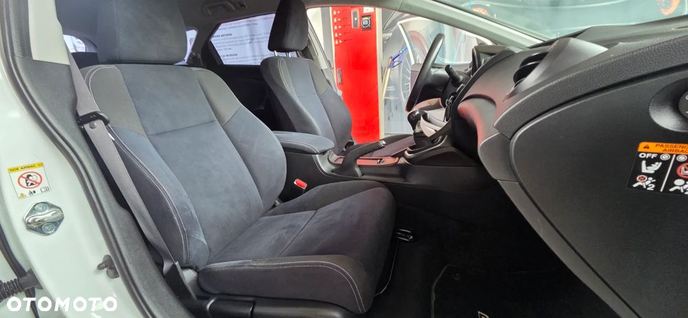 Honda Civic 1.8 i-VTEC Executive - 36