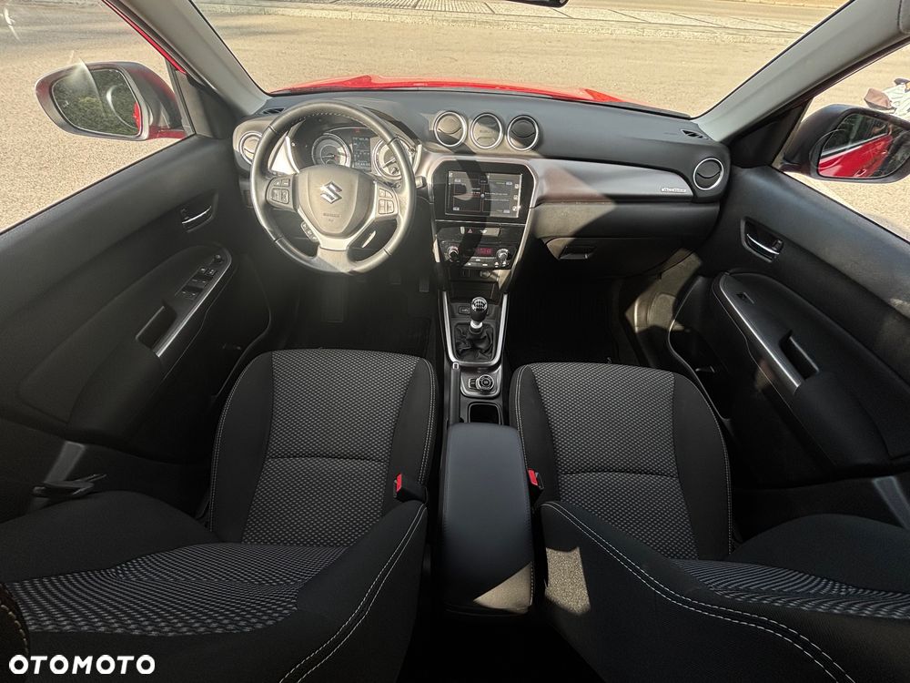 Suzuki Vitara 1.4 Boosterjet mHEV Premium Plus 4WD - 19
