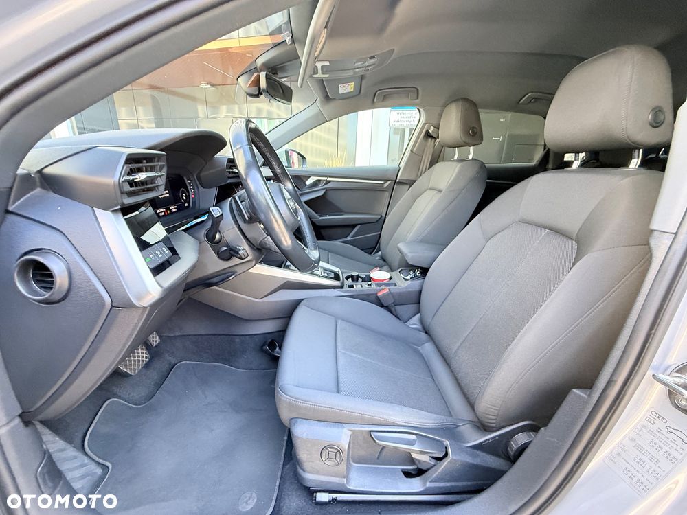 Audi A3 Sportback 1.4 TFSI e-tron Ambition - 22