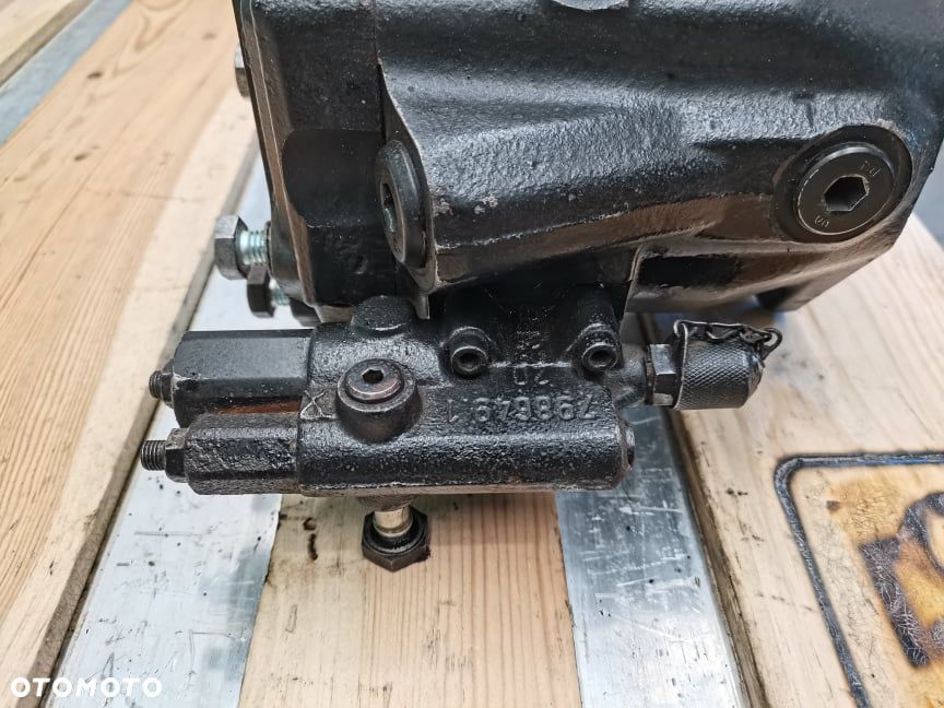 Pompa hydrauliczna Merlo 38.16 Roto Rexroth R902454160 - 2
