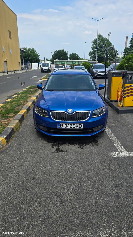 Skoda Octavia 1.6 TDI DSG Style - 8