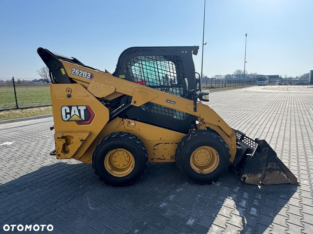 Caterpillar 262D3 - 1