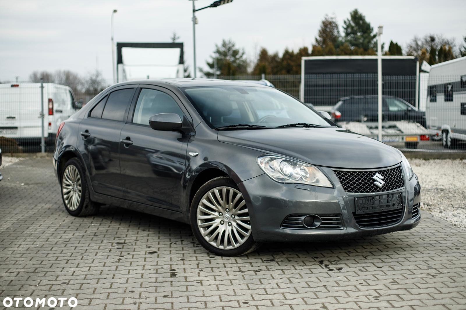 Suzuki Kizashi 2.4 Sport 4WD CVT - 5