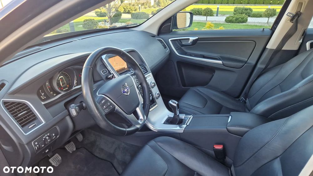 Volvo XC 60 D3 Summum - 13