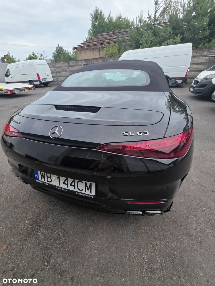 Mercedes-Benz SL AMG 63 4-Matic+ - 11
