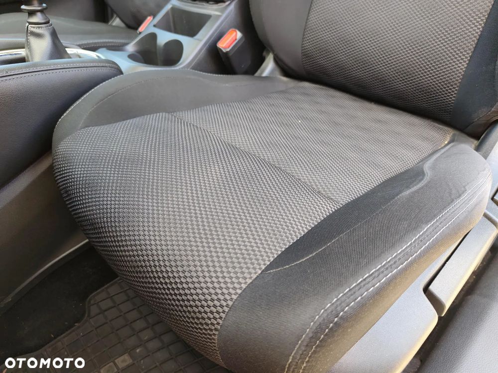 Nissan Qashqai 1.6 DCi 4x4 Acenta EU6 - 12