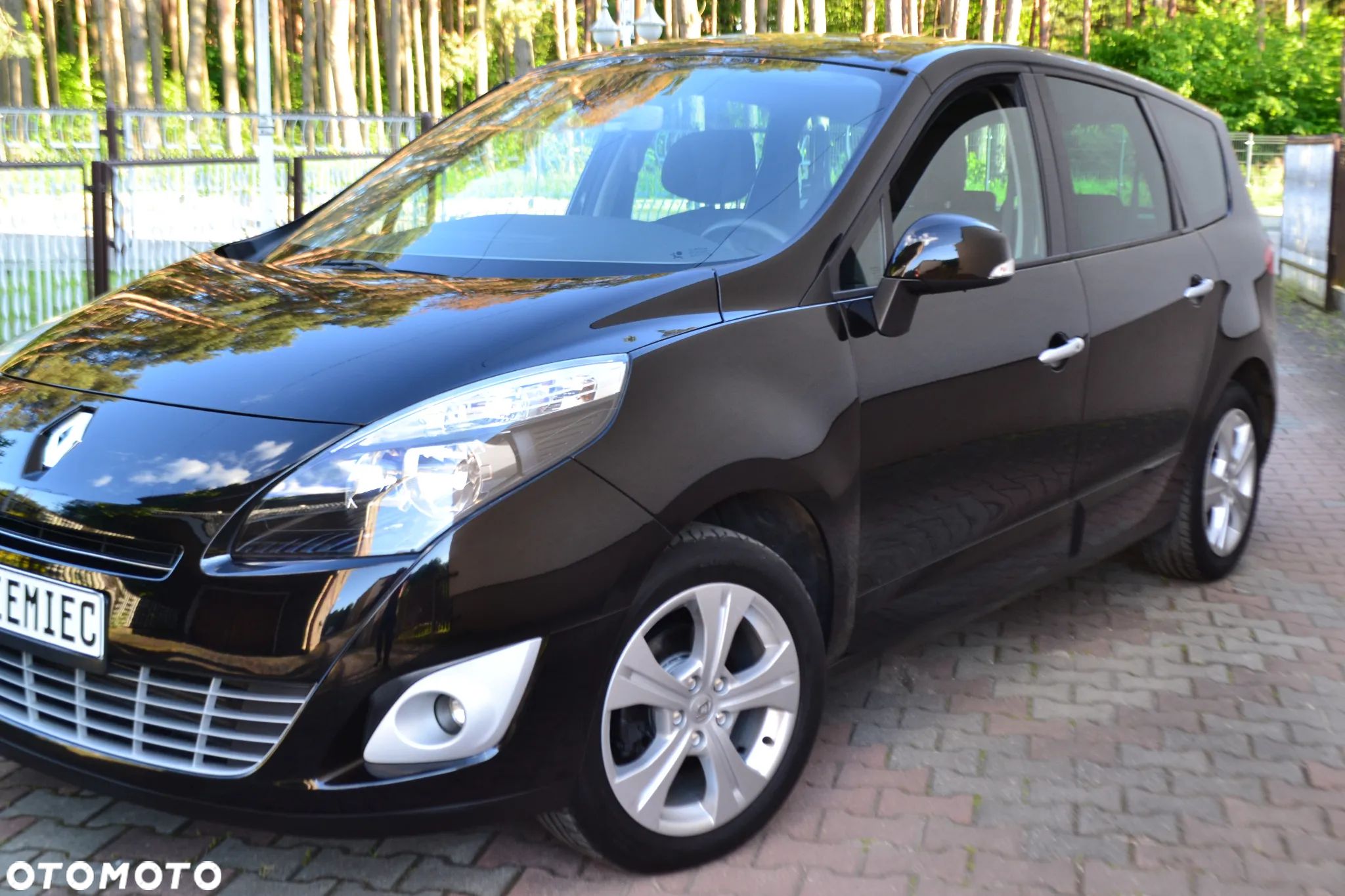 Renault Scenic 1.4 16V TCE TomTom Edition - 1