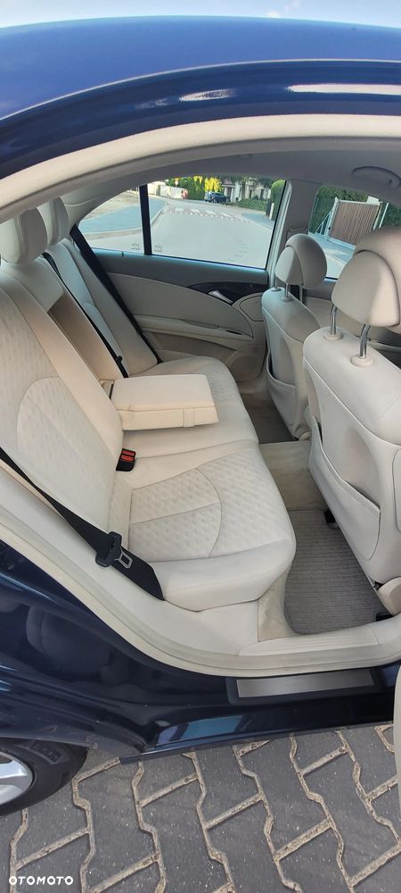 Mercedes-Benz Klasa E 220 CDI Elegance - 15