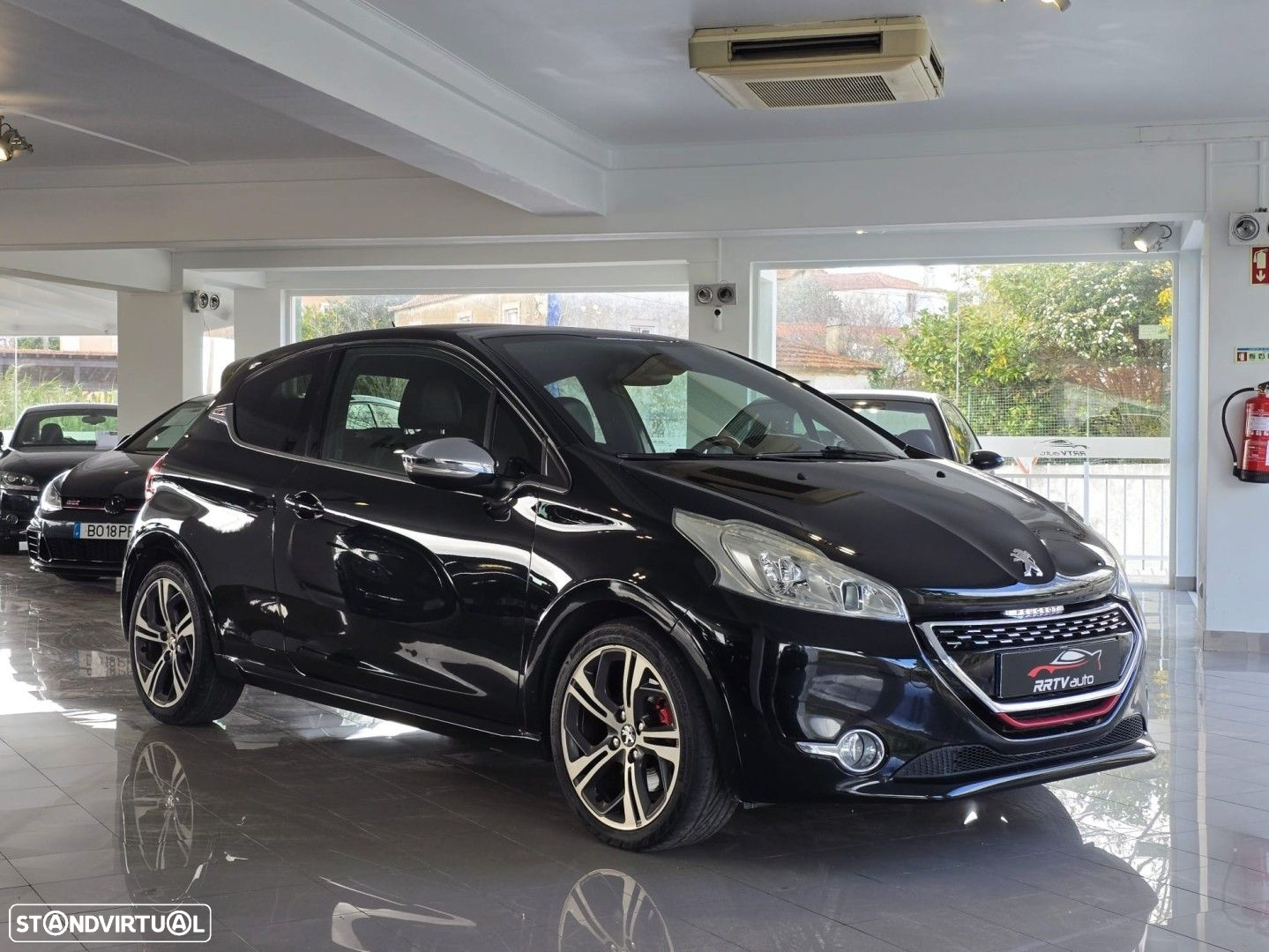Peugeot 208 1.6 THP GTi - 11