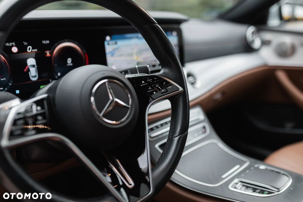 Mercedes-Benz Klasa E 200 Avantgarde - 16