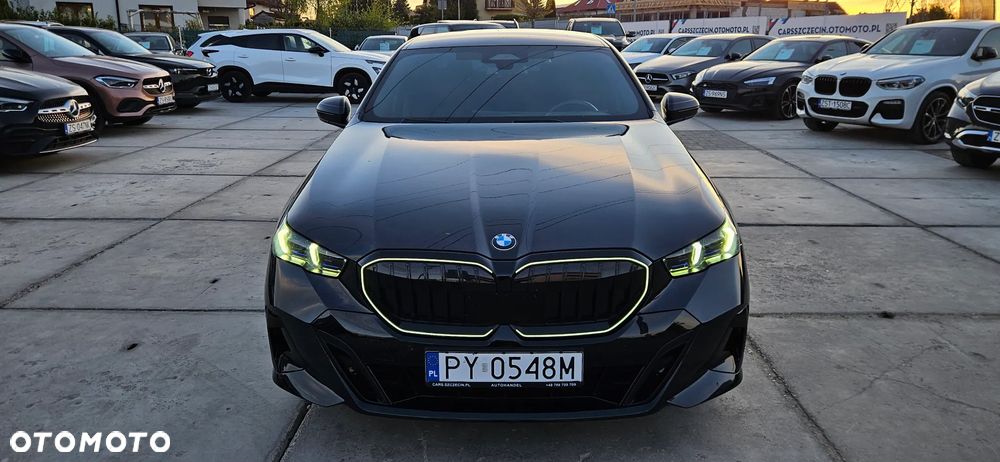 BMW Seria 5 520d mHEV M Sport - 2