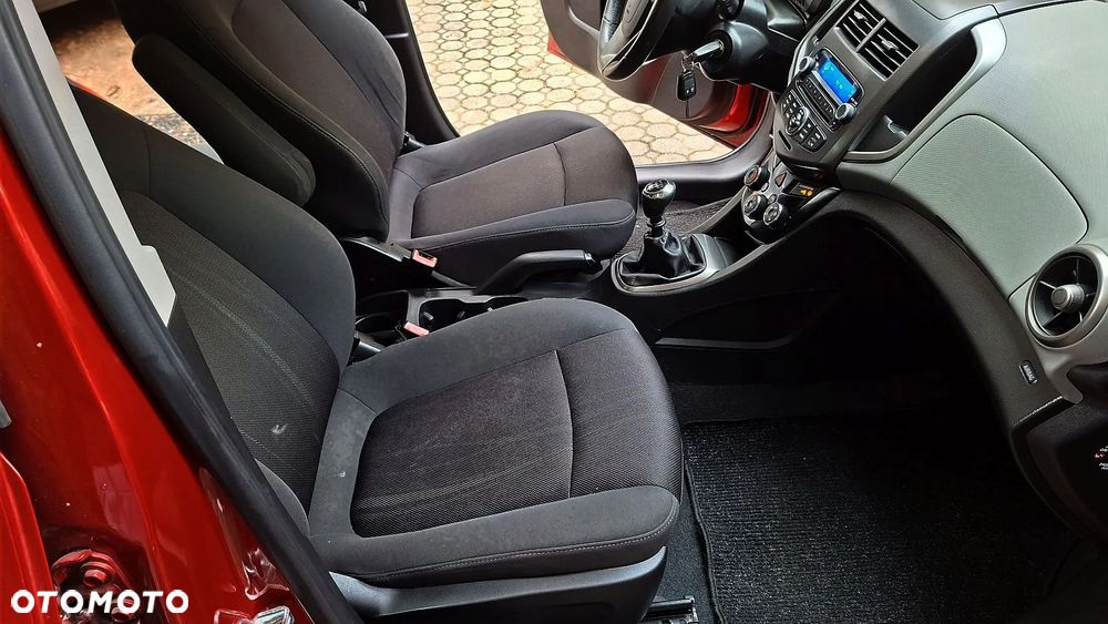 Chevrolet Aveo 1.4 16V LS - 34