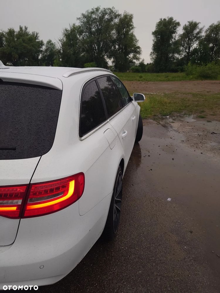 Audi A4 Avant 2.0 TDI DPF clean diesel Ambiente - 8