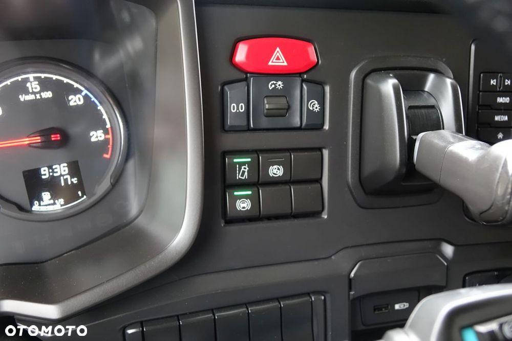 Scania R450 / EURO 6 / STANDARD / AUTOMAT / RETARDER / KLIMATYZACJA POSTOJOWA / 2 ZBIORNIKI - 29
