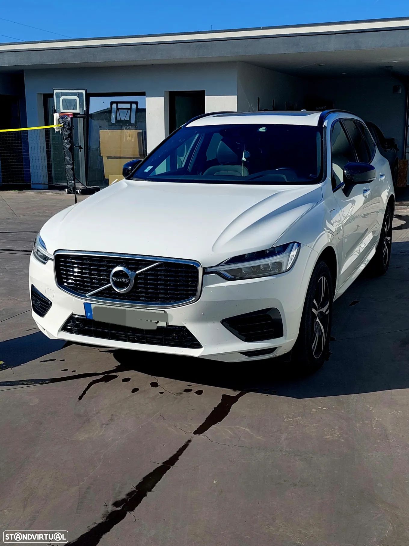 Volvo XC 60 2.0 T8 PHEV R-Design AWD - 1