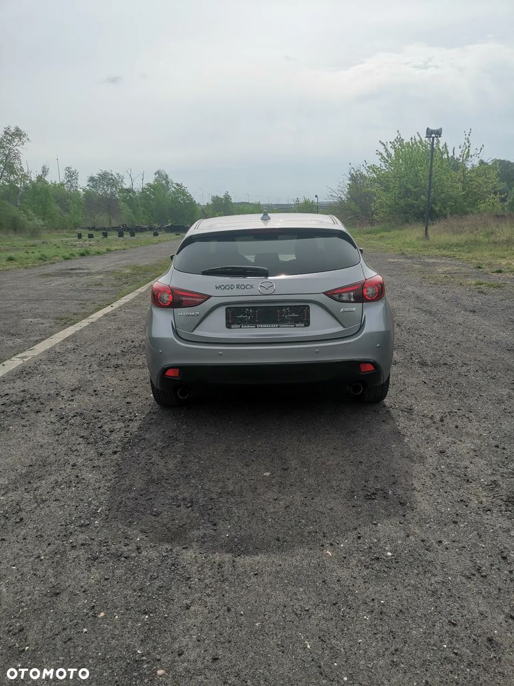 Mazda 3 - 16