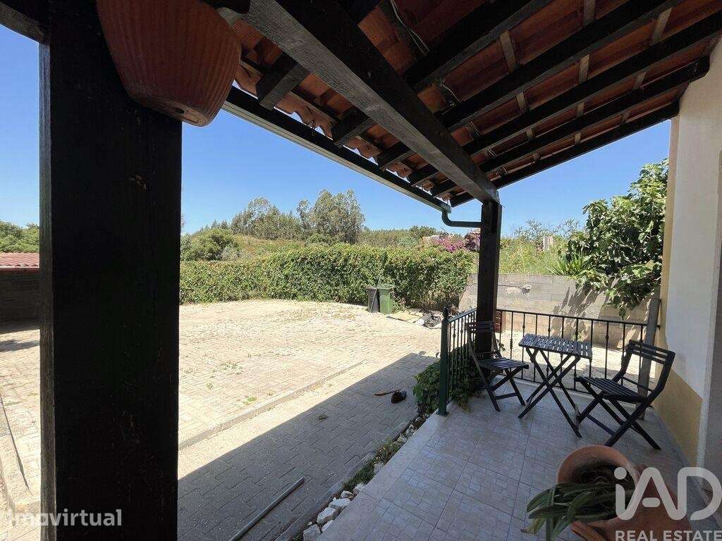 Moradia isolada T2 em Asseiceira de 106 m2 - Grande imagem: 2/31