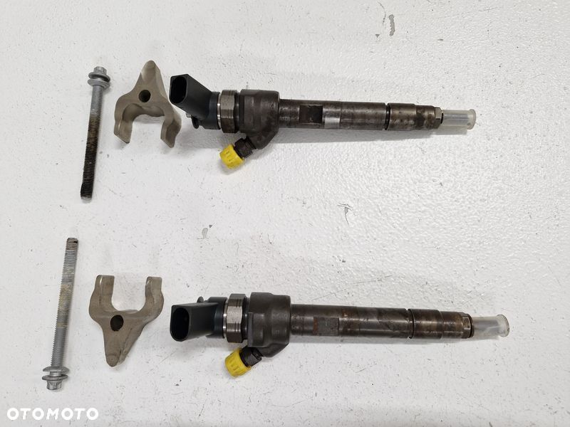 mini countryman r60 r56 1.6 d wtryskiwacz paliwa 0445110401 850690203 - 2