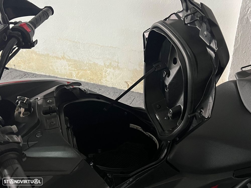 Honda NC750X Topcase - 10