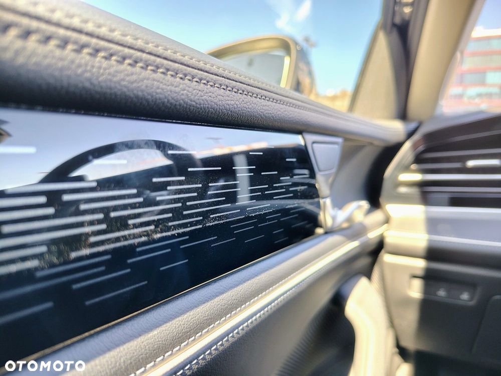 Volkswagen Passat - 26