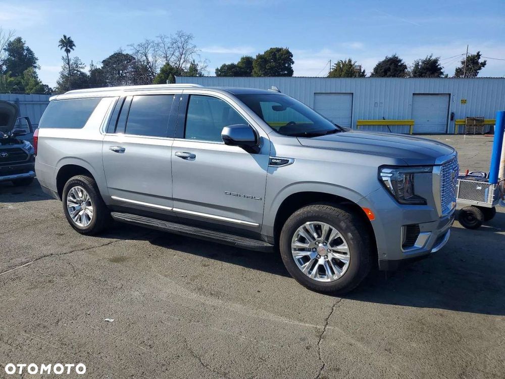 GMC Yukon - 5